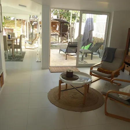 Jardin, Plage Et Tranquilite Apartment *